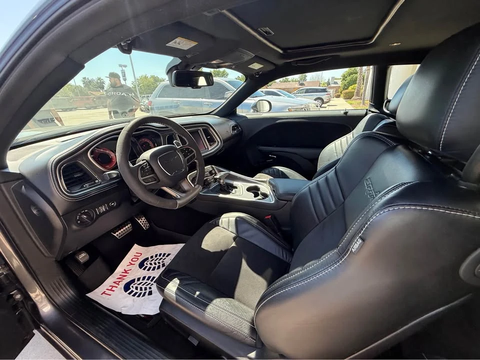 2022 Dodge Challenger SRT Hellcat 3rd Gen - Image 8 of 10