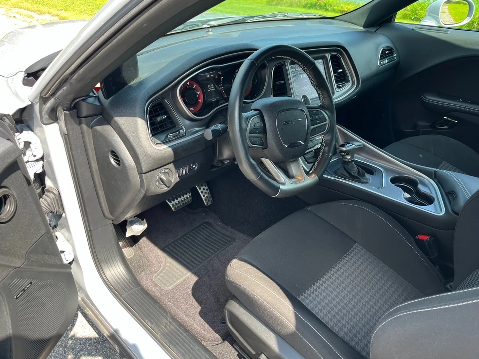 2022 Dodge Challenger SRT Hellcat 3rd Gen - Image 13 of 21