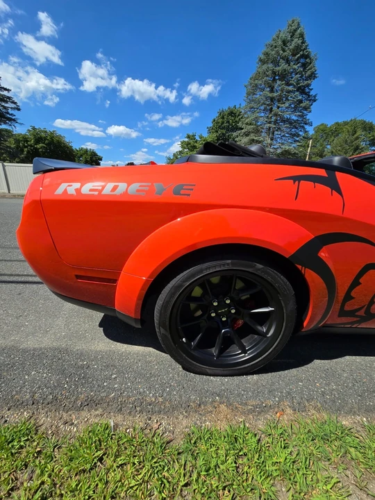 2022 Dodge Challenger SRT Hellcat 3rd Gen - Image 17 of 21