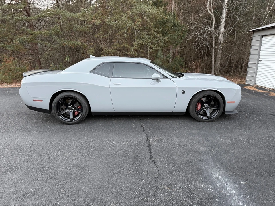 2022 Dodge Challenger SRT Hellcat 3rd Gen - Image 5 of 11