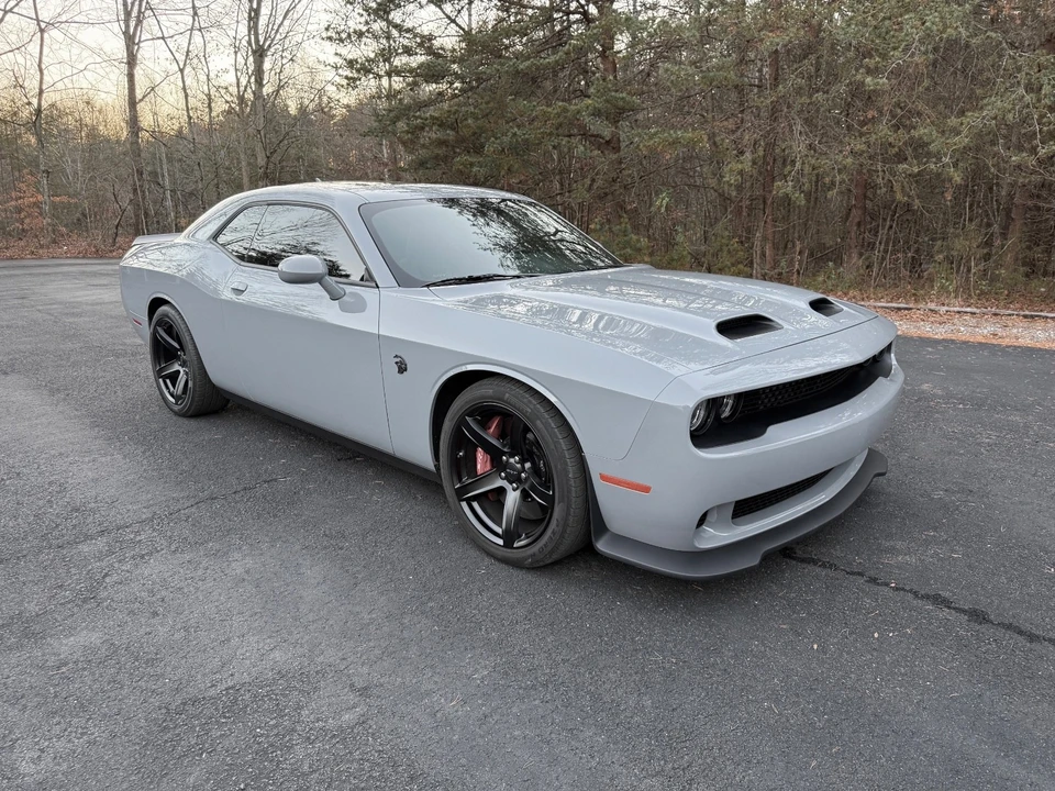 2022 Dodge Challenger SRT Hellcat 3rd Gen - Image 6 of 11