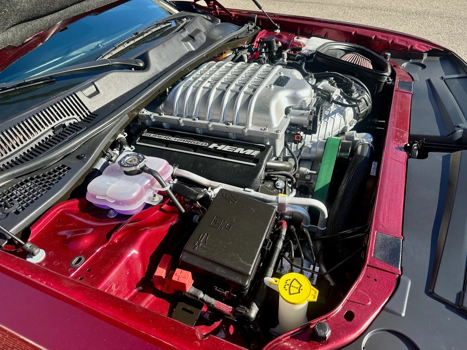 2022 Dodge Challenger SRT Hellcat 3rd Gen - Image 15 of 21
