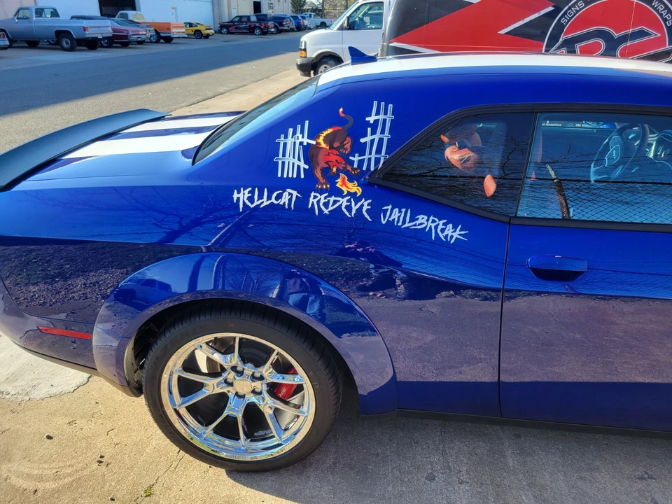 2022 Dodge Challenger SRT Hellcat 3rd Gen - Image 16 of 17