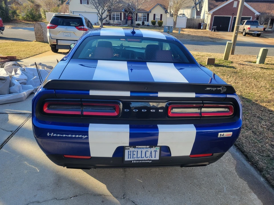 2022 Dodge Challenger SRT Hellcat 3rd Gen - Image 8 of 17
