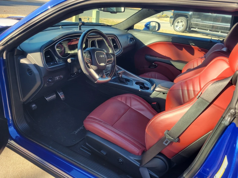 2022 Dodge Challenger SRT Hellcat 3rd Gen - Image 9 of 17