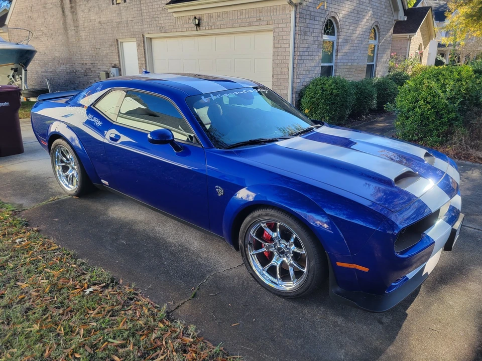 2022 Dodge Challenger SRT Hellcat 3rd Gen - Image 4 of 17
