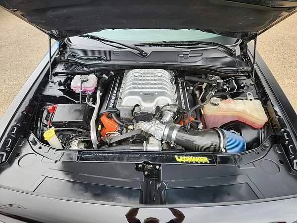 2022 Dodge Challenger SRT Hellcat 3rd Gen - Image 9 of 18