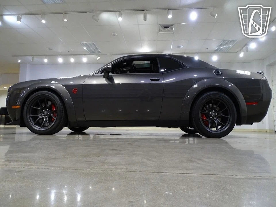 2022 Dodge Challenger SRT Hellcat 3rd Gen - Image 9 of 21