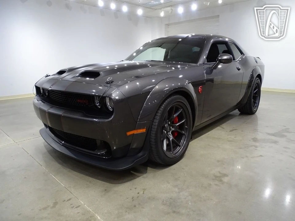 2022 Dodge Challenger SRT Hellcat 3rd Gen - Image 5 of 21