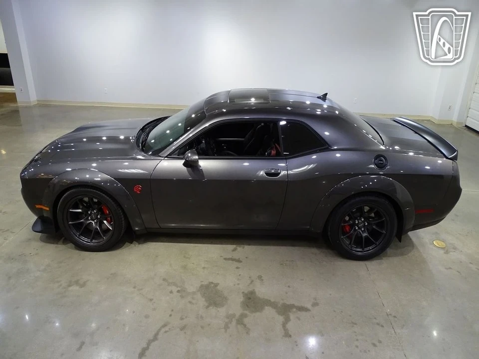 2022 Dodge Challenger SRT Hellcat 3rd Gen - Image 7 of 21