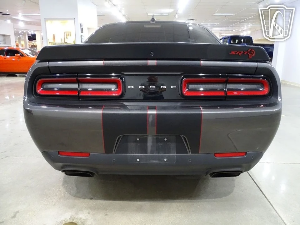 2022 Dodge Challenger SRT Hellcat 3rd Gen - Image 14 of 21