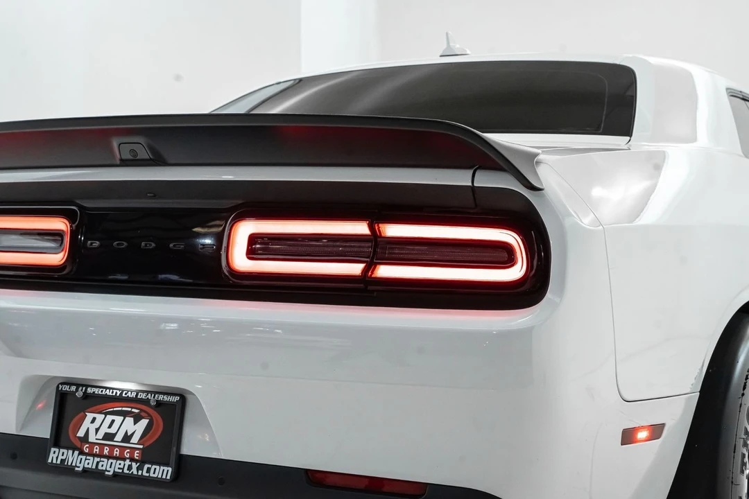 2022 Dodge Challenger SRT Hellcat 3rd Gen - Image 15 of 31