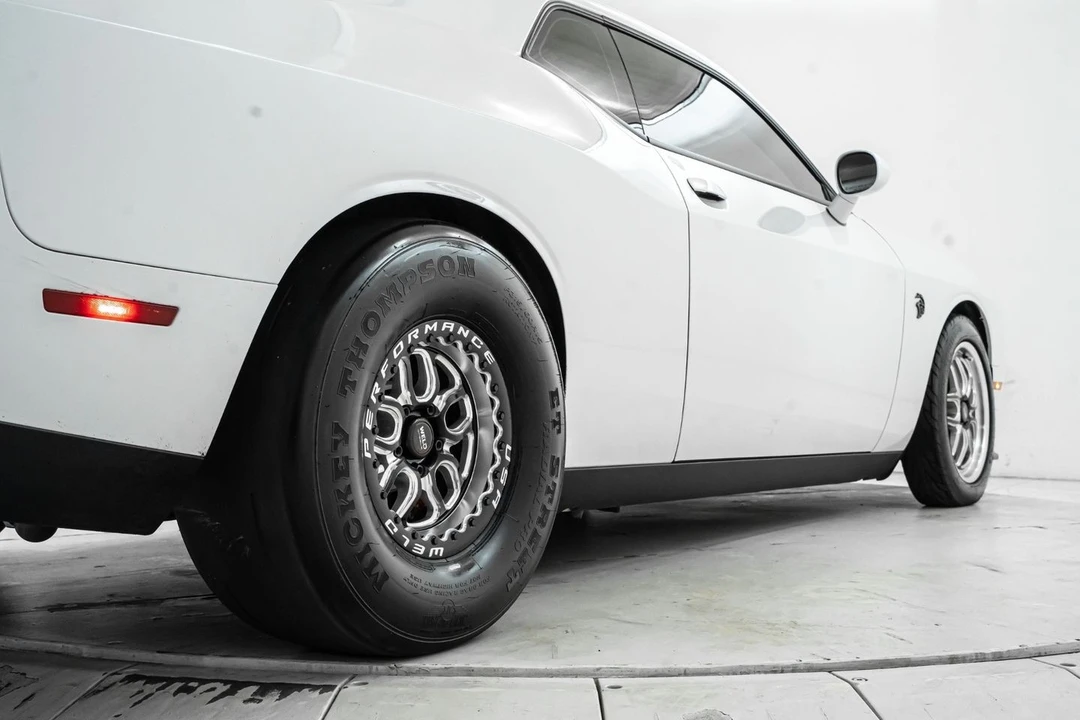 2022 Dodge Challenger SRT Hellcat 3rd Gen - Image 16 of 31