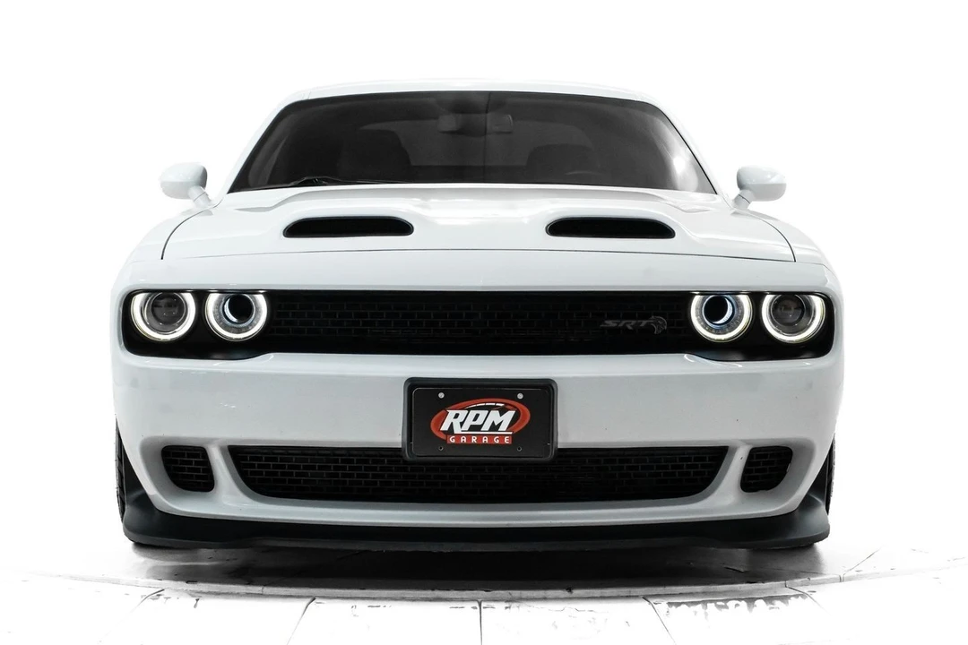 2022 Dodge Challenger SRT Hellcat 3rd Gen - Image 9 of 31