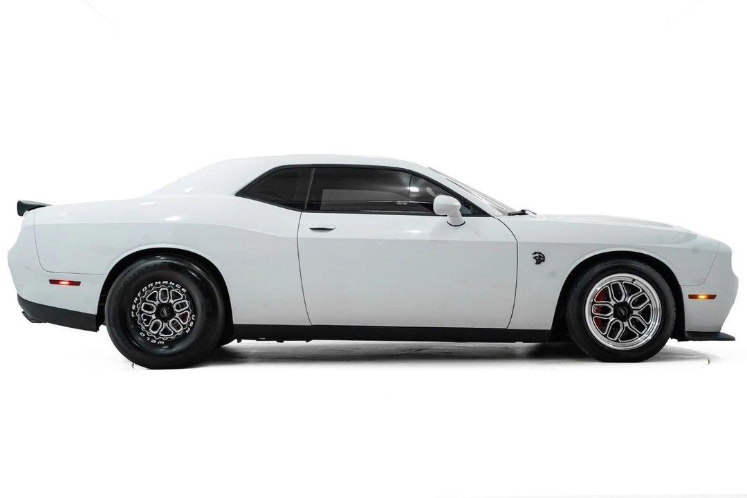 2022 Dodge Challenger SRT Hellcat 3rd Gen - Image 7 of 31