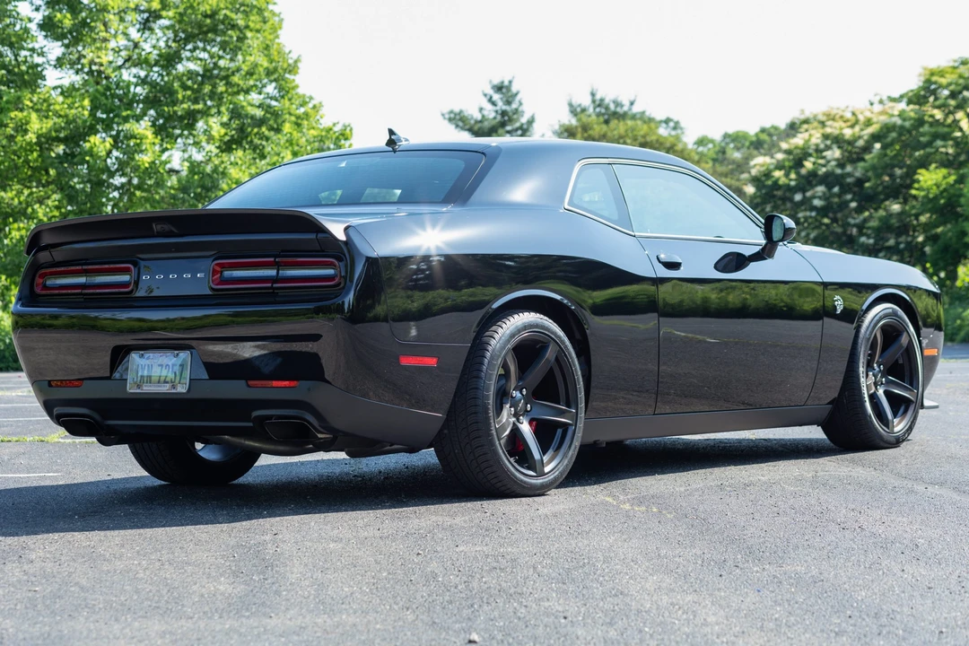 2022 Dodge Challenger SRT Hellcat 3rd Gen - Image 5 of 31