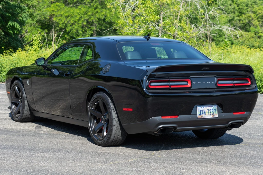2022 Dodge Challenger SRT Hellcat 3rd Gen - Image 7 of 31