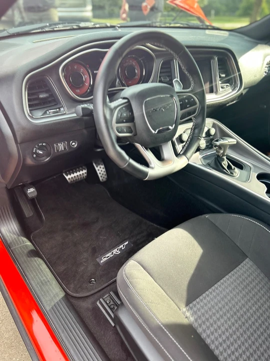 2022 Dodge Challenger SRT Hellcat 3rd Gen - Image 27 of 31