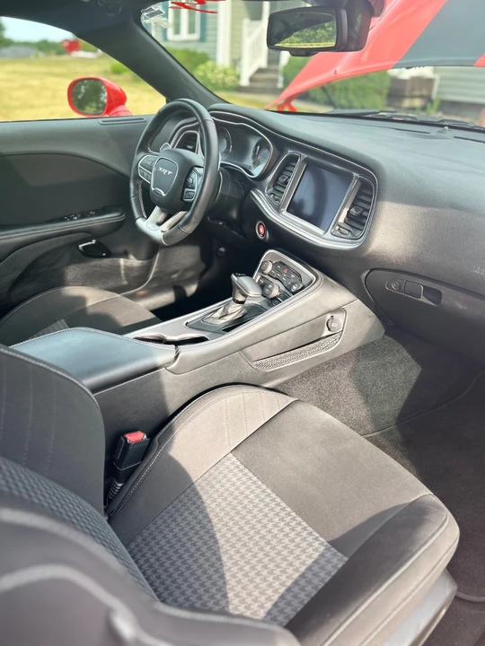 2022 Dodge Challenger SRT Hellcat 3rd Gen - Image 26 of 31