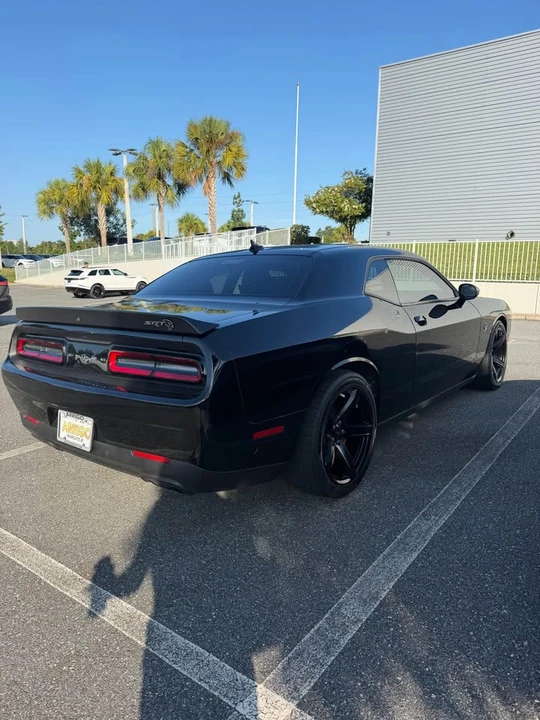 2022 Dodge Challenger SRT Hellcat 3rd Gen - Image 5 of 9