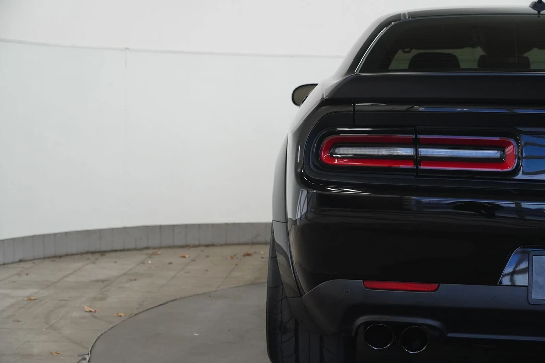 2022 Dodge Challenger SRT Hellcat 3rd Gen - Image 11 of 12