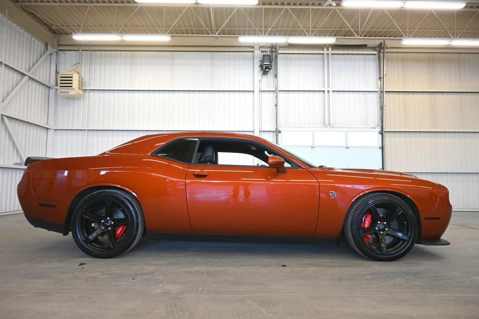 2022 Dodge Challenger 3rd Gen - Image 10 of 20