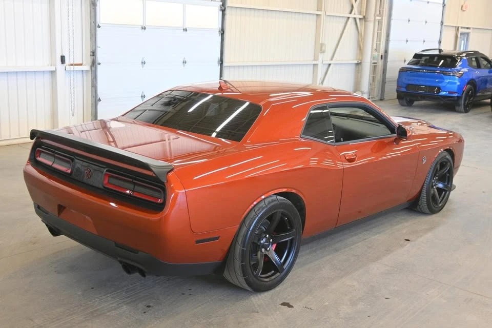 2022 Dodge Challenger 3rd Gen - Image 9 of 20