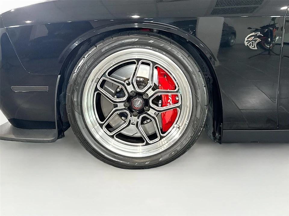 2022 Dodge Challenger SRT Hellcat 3rd Gen - Image 26 of 31