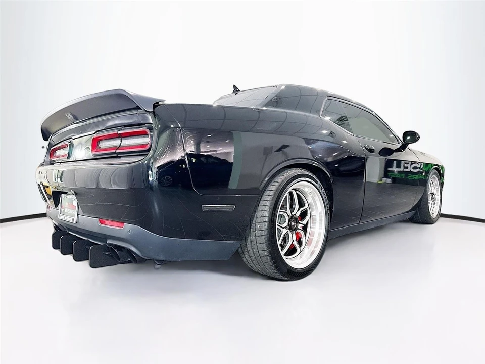 2022 Dodge Challenger SRT Hellcat 3rd Gen - Image 5 of 14
