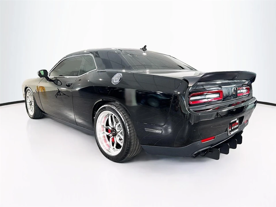 2022 Dodge Challenger SRT Hellcat 3rd Gen - Image 25 of 31