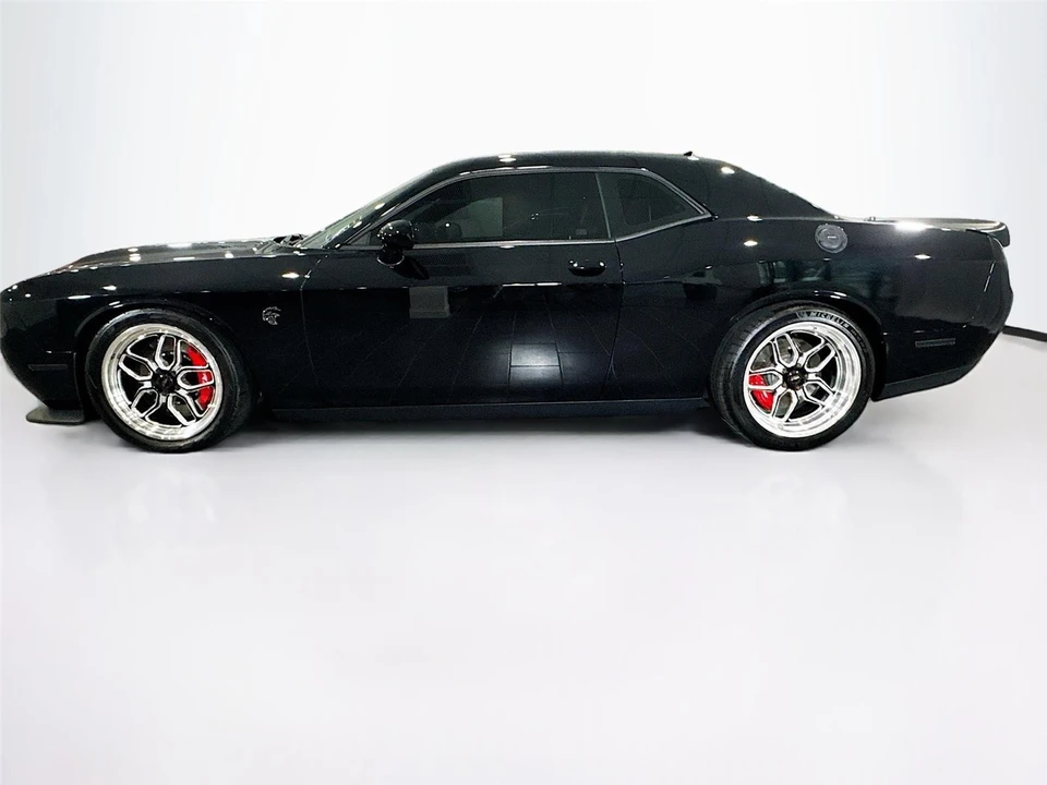 2022 Dodge Challenger SRT Hellcat 3rd Gen - Image 24 of 31