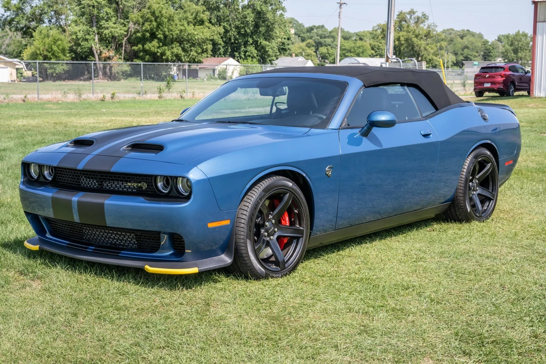 2022 Dodge Challenger SRT Hellcat 3rd Gen - Image 2 of 31