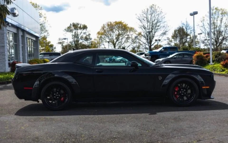 2022 Dodge Challenger SRT Hellcat 3rd Gen - Image 5 of 11