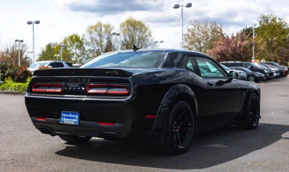 2022 Dodge Challenger SRT Hellcat 3rd Gen - Image 6 of 11