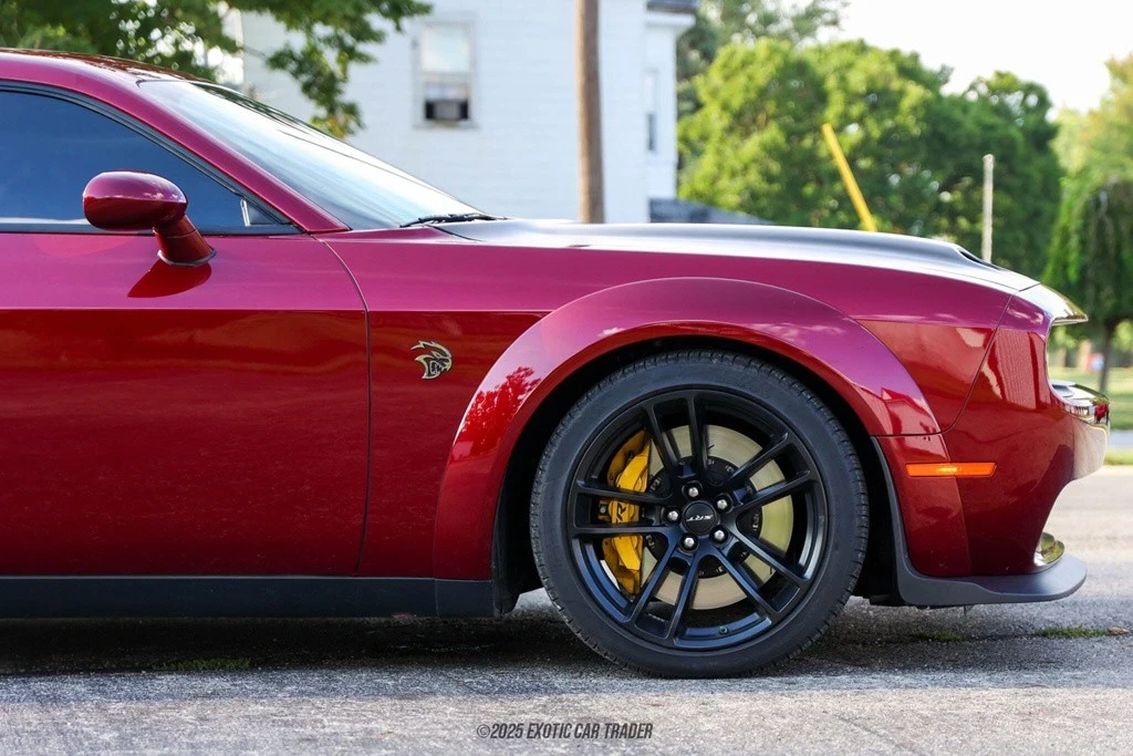 2022 Dodge Challenger SRT Hellcat 3rd Gen - Image 11 of 12