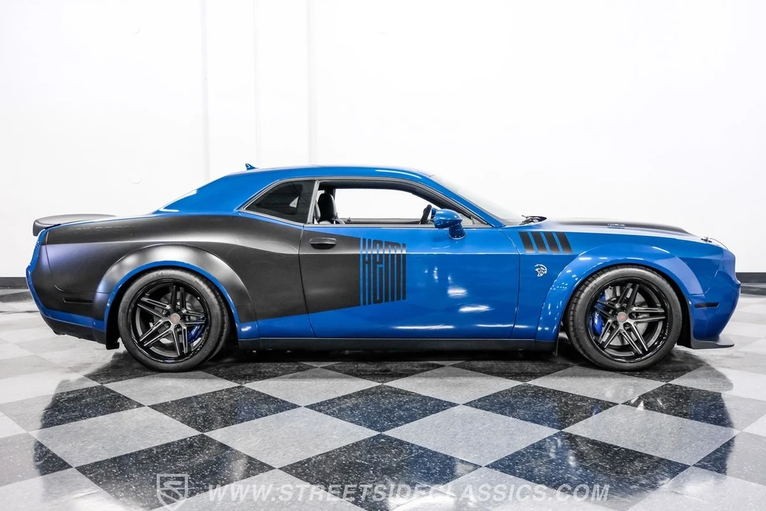 2022 Dodge Challenger SRT Hellcat 3rd Gen - Image 11 of 21