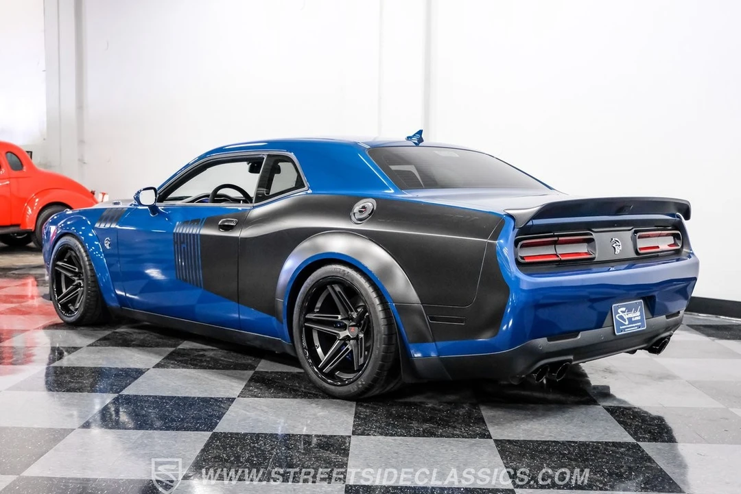 2022 Dodge Challenger SRT Hellcat 3rd Gen - Image 9 of 12