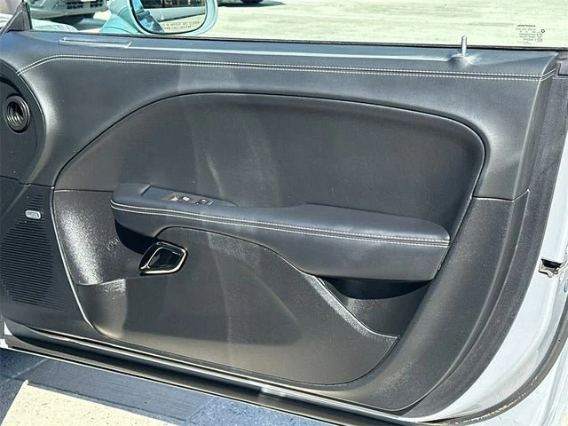 2022 Dodge Challenger SRT Hellcat 3rd Gen - Image 11 of 19