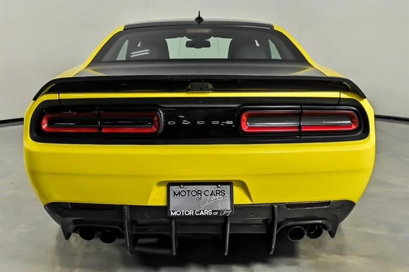 2022 Dodge Challenger SRT Hellcat 3rd Gen - Image 9 of 31