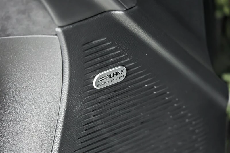 2022 Dodge Challenger SRT Hellcat 3rd Gen - Image 16 of 31
