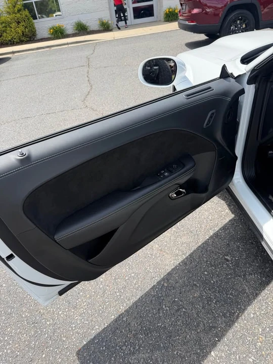 2022 Dodge Challenger SRT Hellcat 3rd Gen - Image 9 of 14