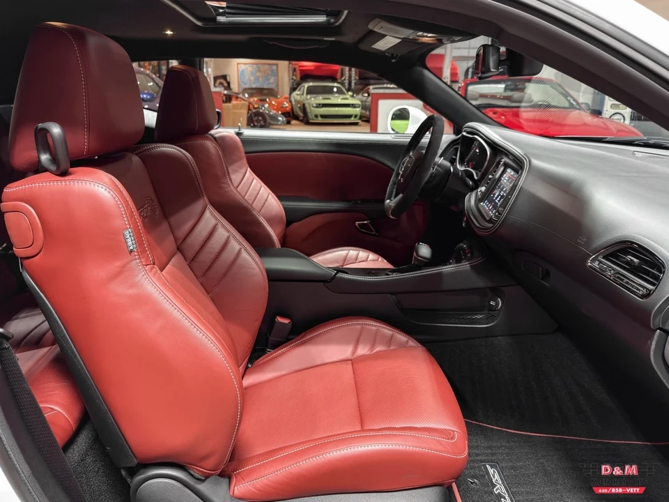 2022 Dodge Challenger SRT Hellcat 3rd Gen - Image 13 of 21