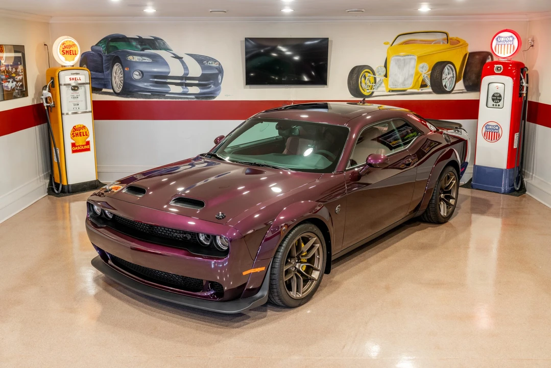 2022 Dodge Challenger SRT Hellcat 3rd Gen - Image 5 of 31