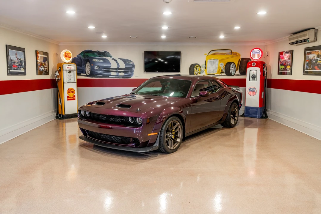 2022 Dodge Challenger SRT Hellcat 3rd Gen - Image 2 of 31