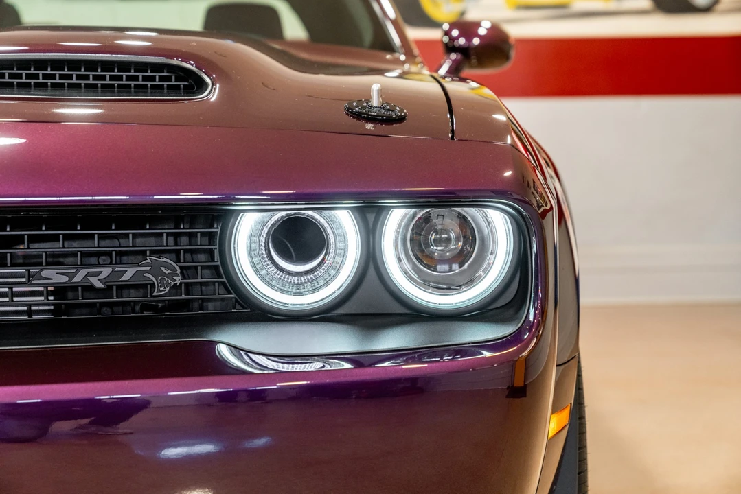2022 Dodge Challenger SRT Hellcat 3rd Gen - Image 17 of 31