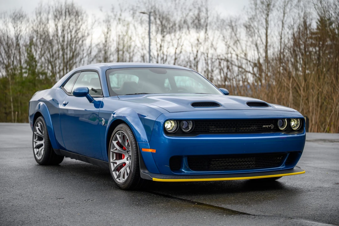 2022 Dodge Challenger SRT Hellcat 3rd Gen - Image 4 of 31