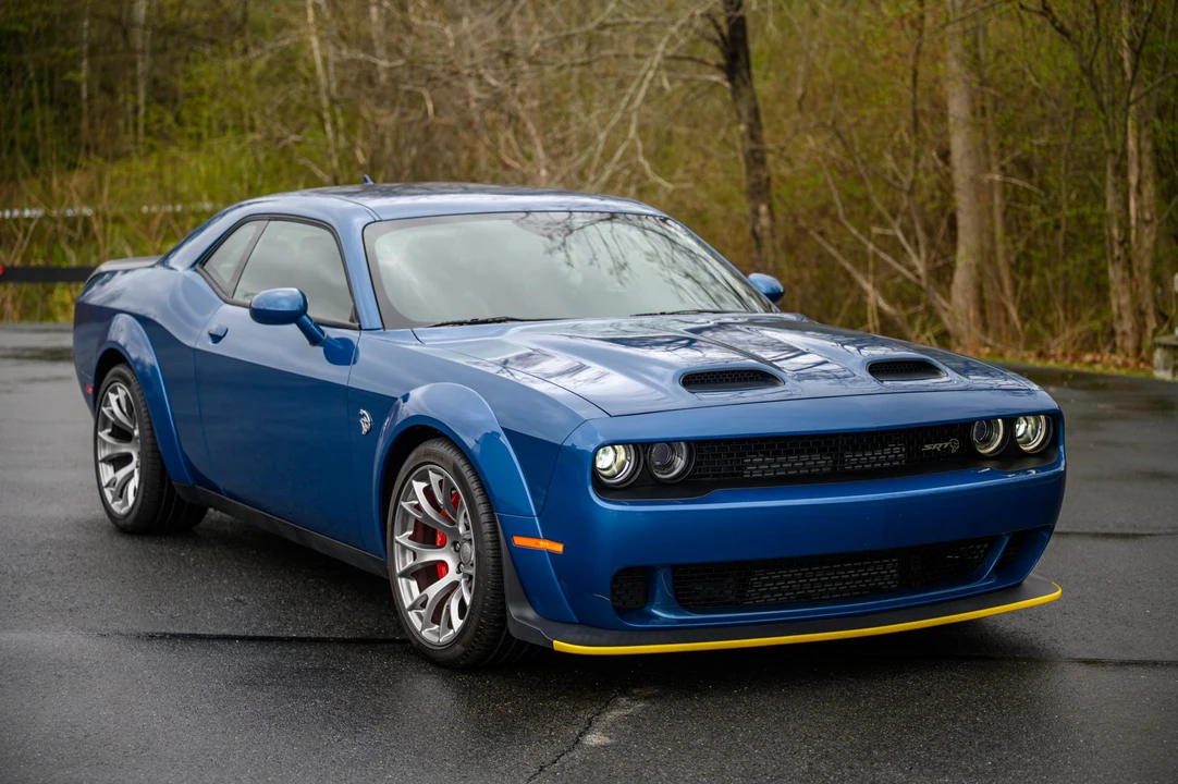 2022 Dodge Challenger SRT Hellcat 3rd Gen - Image 5 of 31