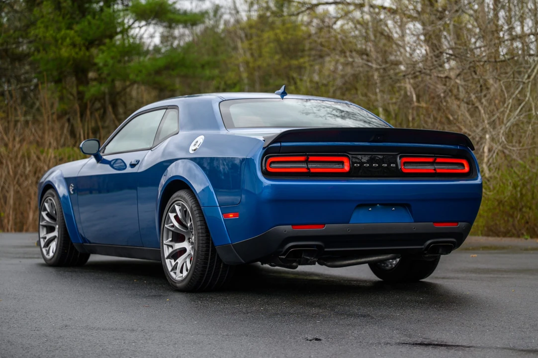 2022 Dodge Challenger SRT Hellcat 3rd Gen - Image 20 of 31