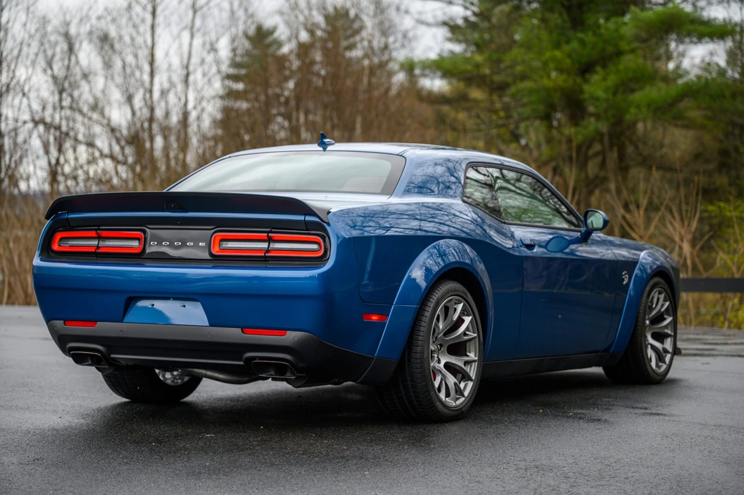 2022 Dodge Challenger SRT Hellcat 3rd Gen - Image 28 of 31