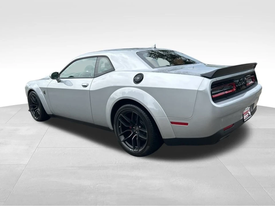 2022 Dodge Challenger SRT Hellcat 3rd Gen - Image 4 of 12